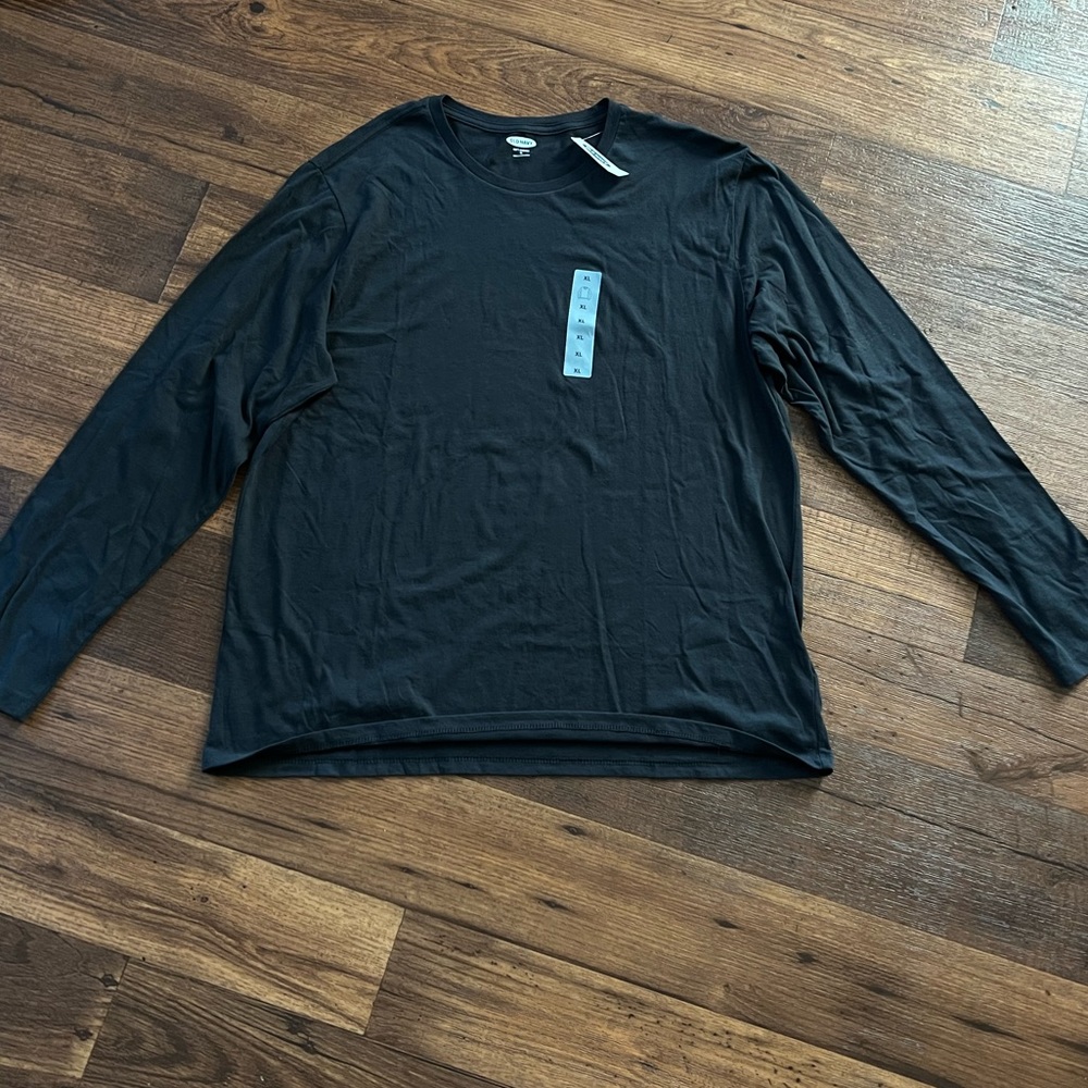 Old Navy Long sleeve  MENS XL